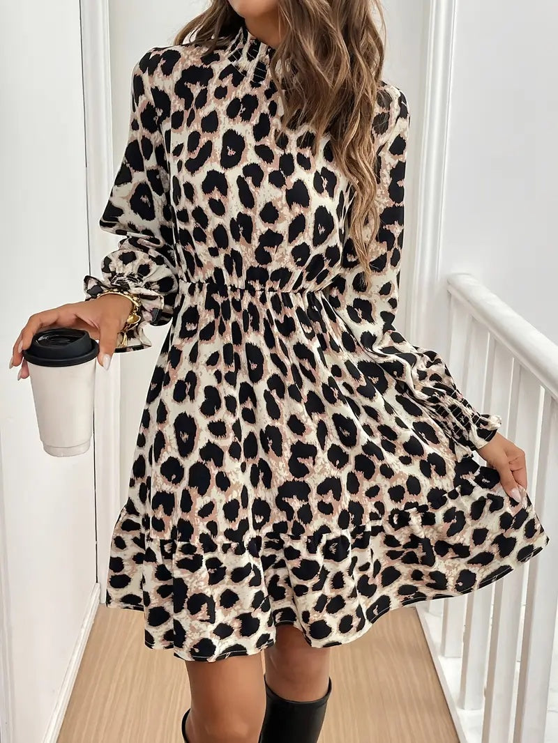 Chic Leopard Print Mini Dress